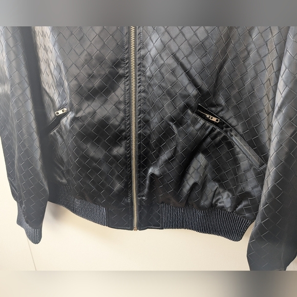 NWT ! LEO & UGO Gina Jacket Navy Blue Glossy Size 5 = XL Perfect For Fall ! - Picture 4 of 16